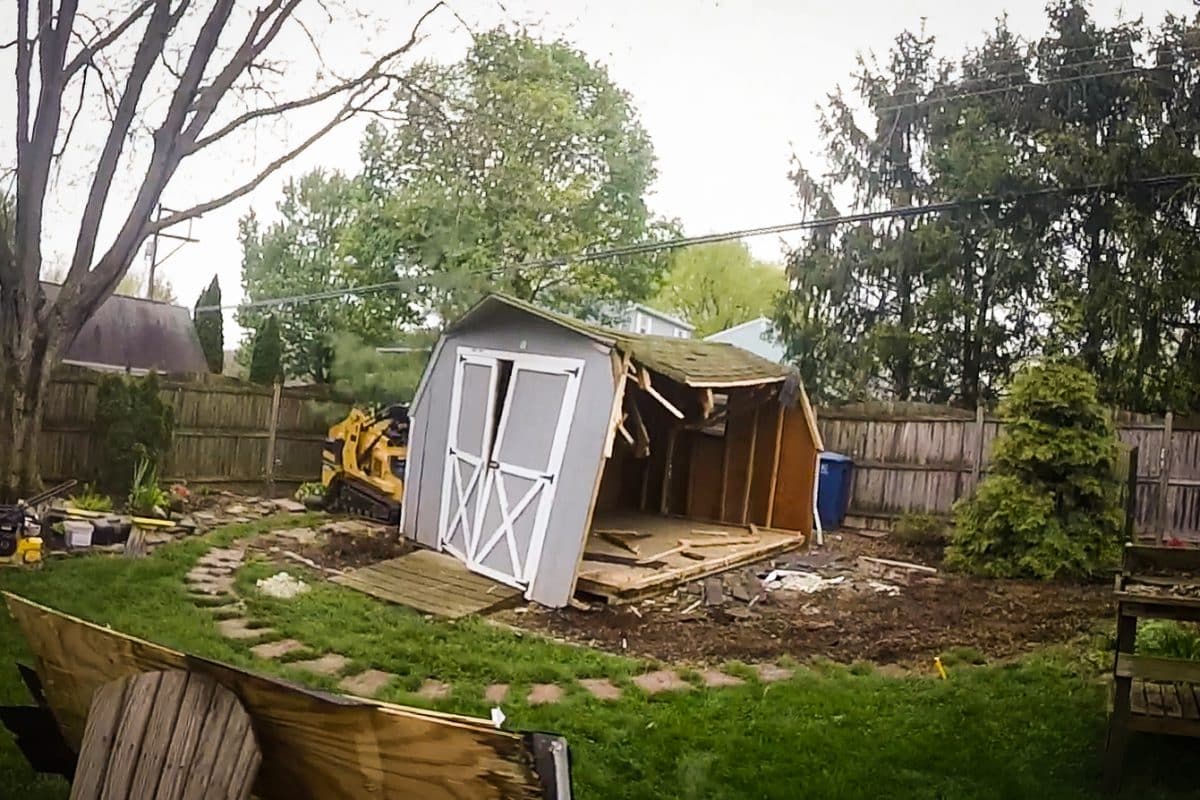 Shed demolition available in West Virginia