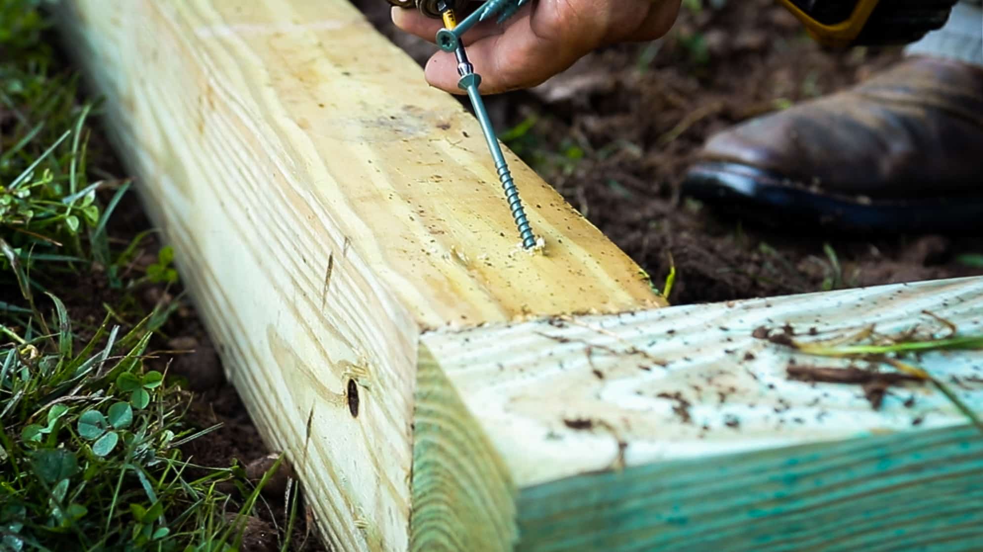 How to fasten a gravel shed foundation